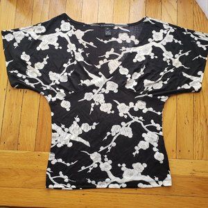 Club Monaco Floral Print Kimono Dolman Sleeve Top
